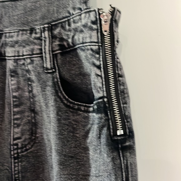 HOT NEW ITEM - Picture 4 of 7